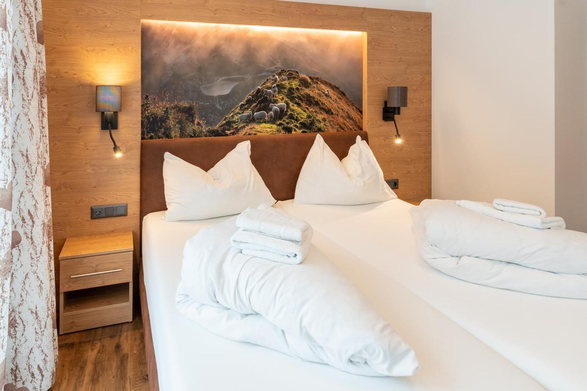 Alpenresidenz Hotel Gell Твенг Екстериор снимка